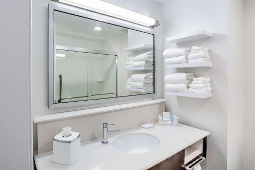 Hampton Inn Macon - I-475 - image 16