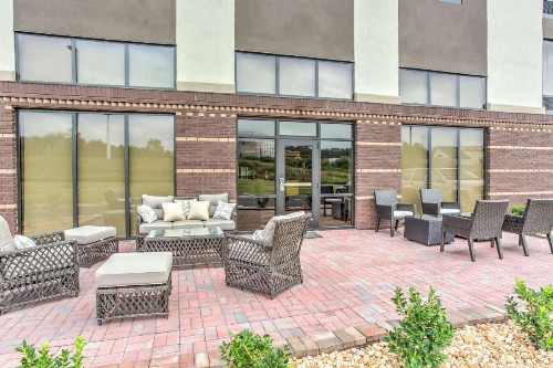 Hampton Inn Macon - I-475 - image 18