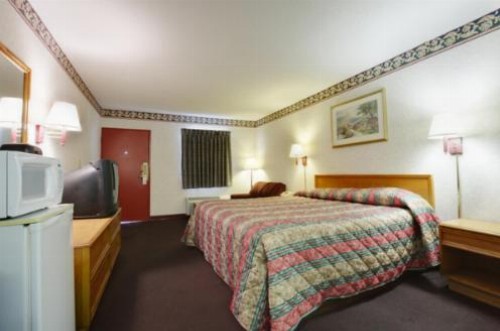 Americas Best Value Inn & Suites Macon - image 12