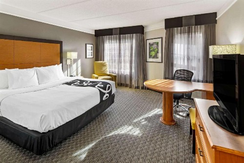 La Quinta by Wyndham Macon - image 12