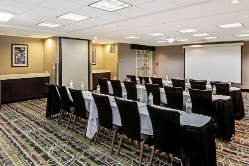 La Quinta by Wyndham Macon - image 2