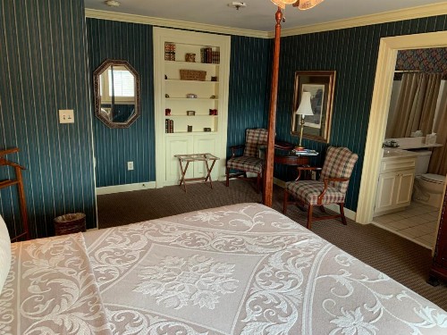 1842 Inn - image 13