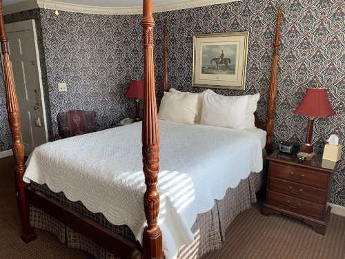 1842 Inn - image 18