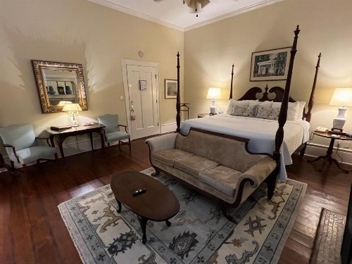 1842 Inn - image 21