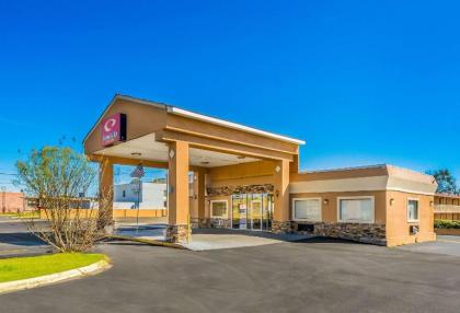 Econo Lodge Inn & Suites Macon - image 7