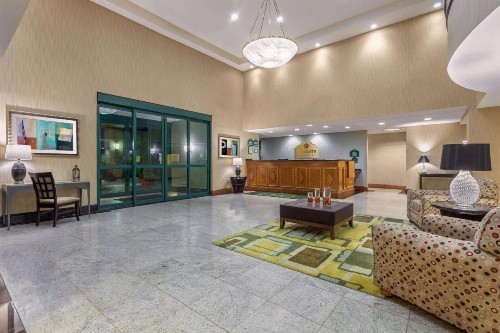 Wingate by Wyndham Macon - image 11