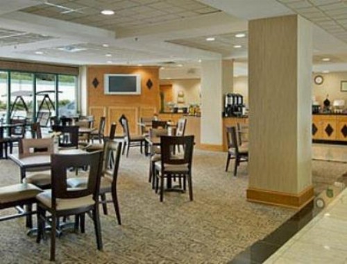 Wingate by Wyndham Macon - image 6