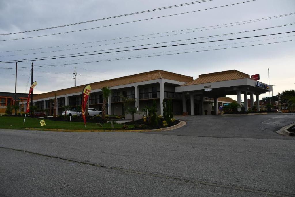 Baymont by Wyndham Macon I-75 - image 7
