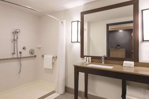 Country Inn & Suites by Radisson Macon West GA - image 3