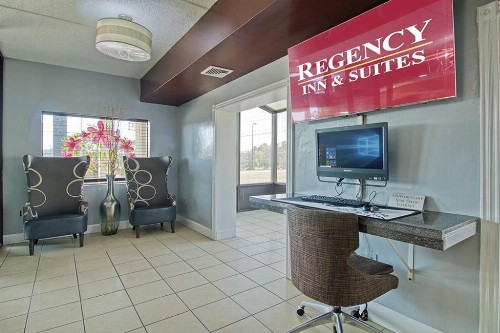 Regency Inn & Suites - image 22