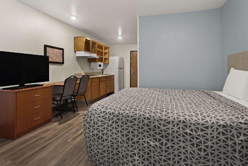 WoodSpring Suites Macon West I-475 - image 21