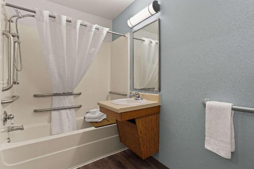 WoodSpring Suites Macon West I-475 - image 22