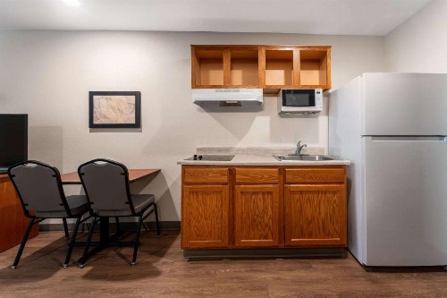 WoodSpring Suites Macon West I-475 - image 23