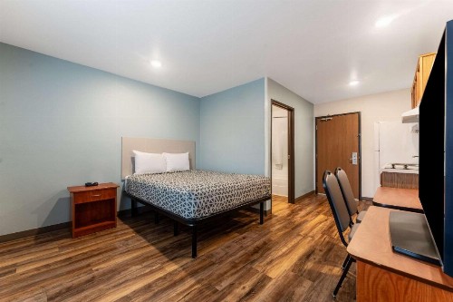 WoodSpring Suites Macon West I-475 - image 24