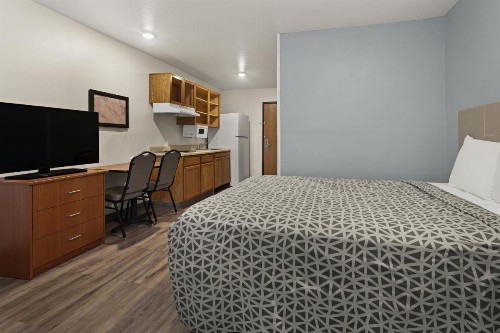 WoodSpring Suites Macon West I-475 - image 26