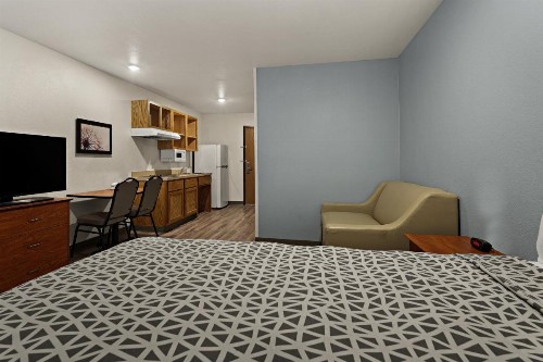 WoodSpring Suites Macon West I-475 - image 28