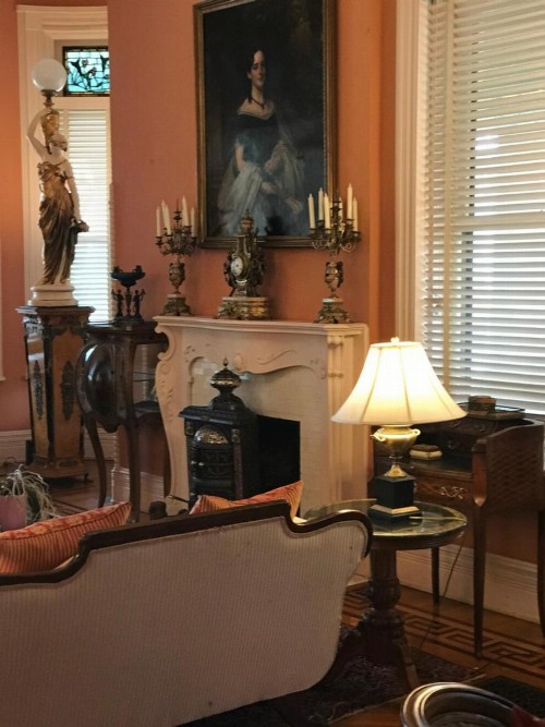 Burke Mansion - image 14