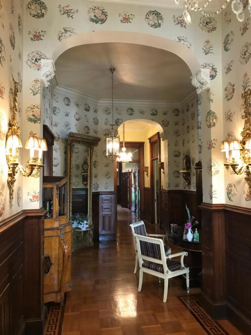 Burke Mansion - image 18