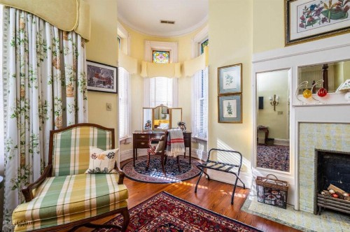 Burke Mansion - image 8
