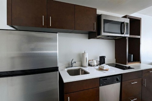 TownePlace Suites by Marriott Macon Mercer University - image 11