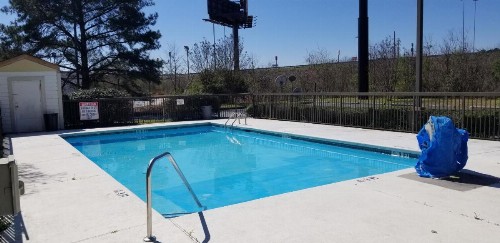 Days Inn by Wyndham Macon I-75 North - image 7