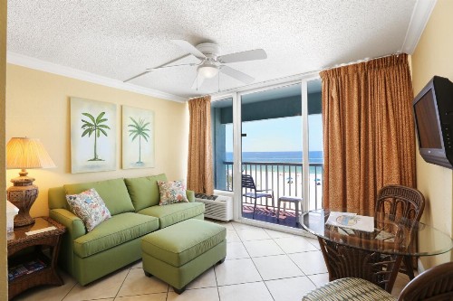 Barefoot Beach Club - image 7