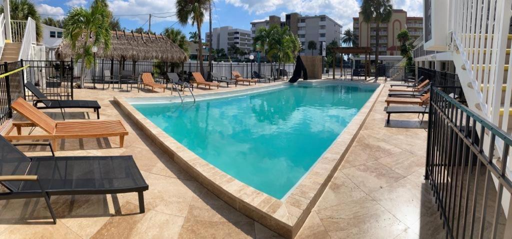 Holiday Isles Resort - main image