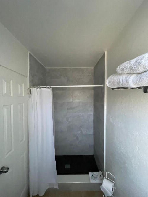 Holiday Isles Resort - image 21