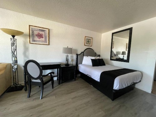 Holiday Isles Resort - image 34