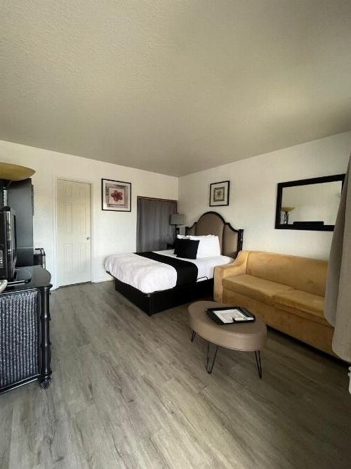 Holiday Isles Resort - image 49