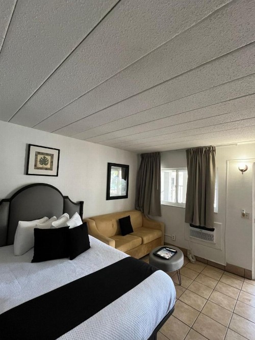 Holiday Isles Resort - image 50