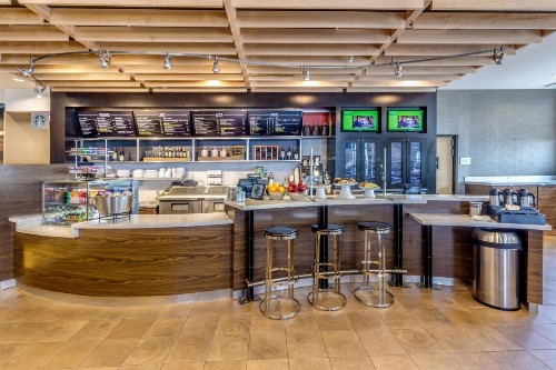 Courtyard by Marriott St. Petersburg Clearwater/Madeira Beach - image 20