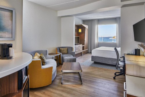 Courtyard by Marriott St. Petersburg Clearwater/Madeira Beach - image 24