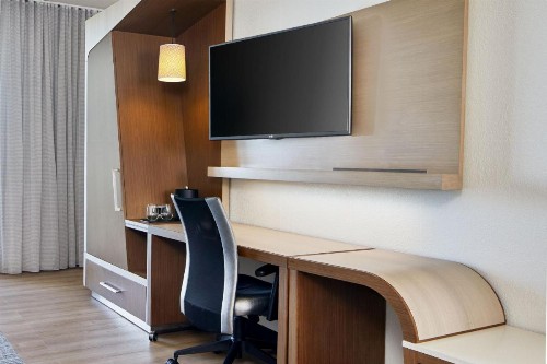 Courtyard by Marriott St. Petersburg Clearwater/Madeira Beach - image 28