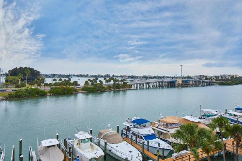 Courtyard by Marriott St. Petersburg Clearwater/Madeira Beach - image 31