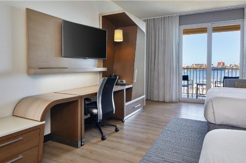 Courtyard by Marriott St. Petersburg Clearwater/Madeira Beach - image 35