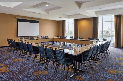 Courtyard by Marriott St. Petersburg Clearwater/Madeira Beach - image 36