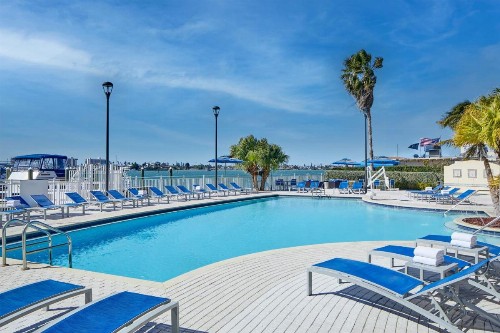 Courtyard by Marriott St. Petersburg Clearwater/Madeira Beach - image 41