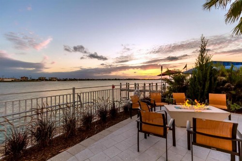 Courtyard by Marriott St. Petersburg Clearwater/Madeira Beach - image 9
