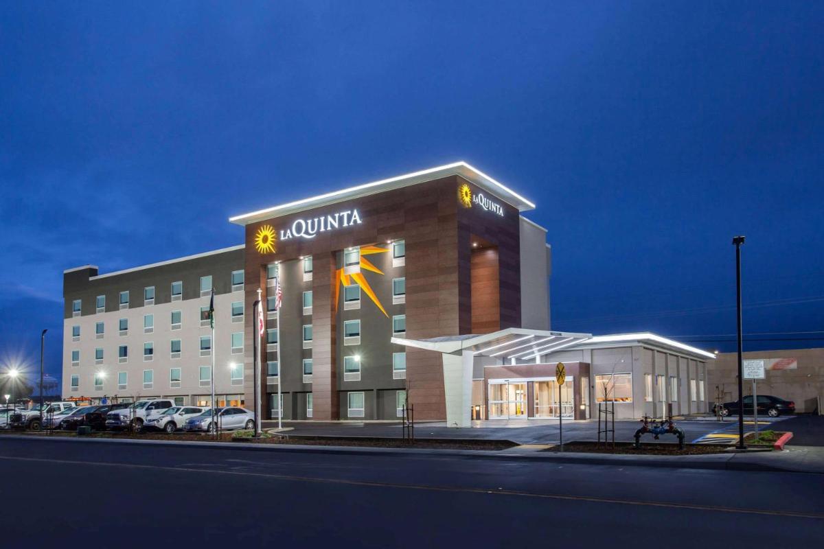 La Quinta by Wyndham Madera - main image