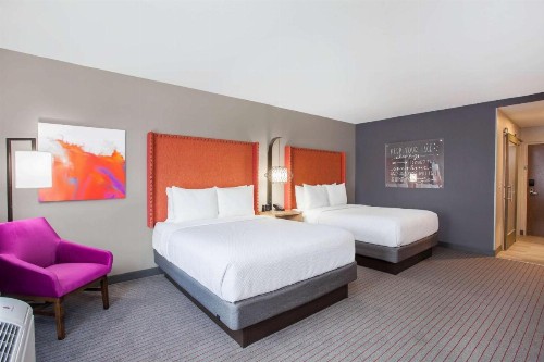 La Quinta by Wyndham Madera - image 12