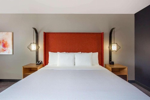 La Quinta by Wyndham Madera - image 27