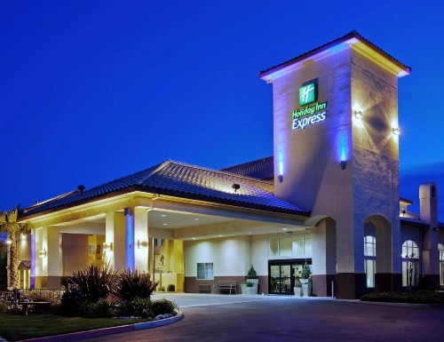 Holiday Inn Express Madera an IHG Hotel