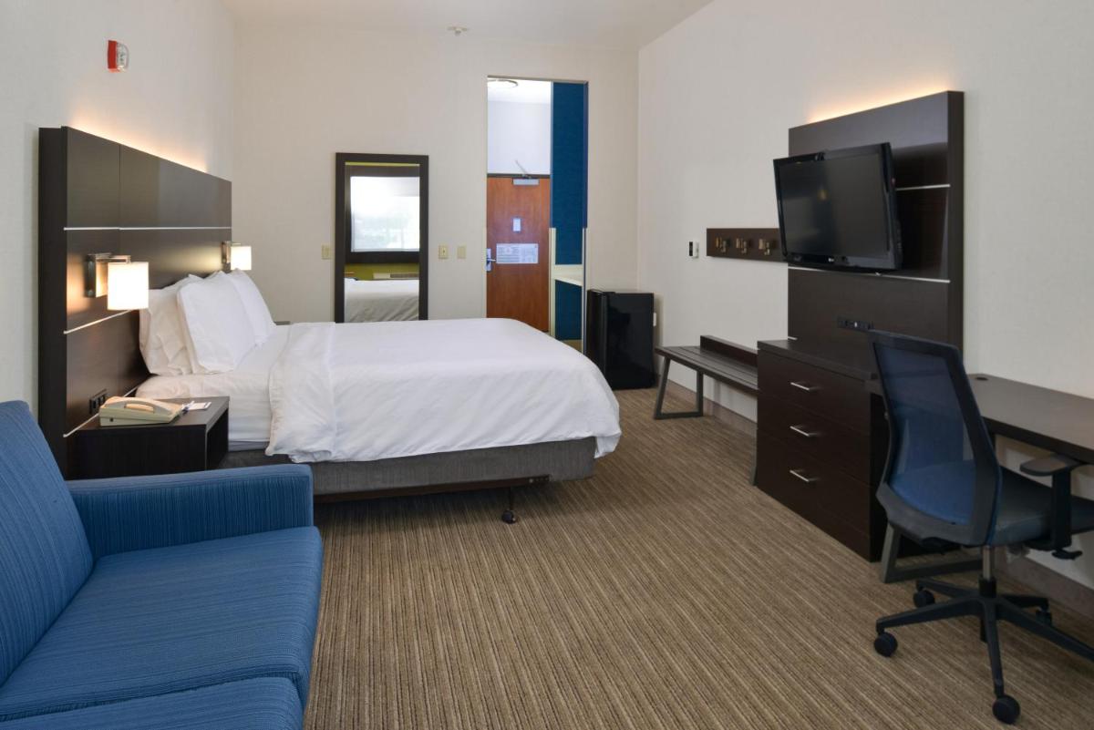 Holiday Inn Express Madera an IHG Hotel - image 5
