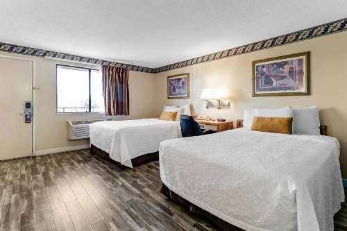 Knights Inn Madera - image 32