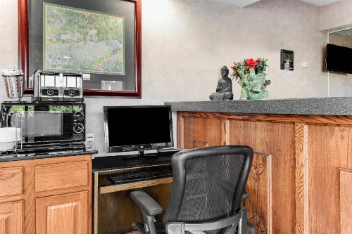 Knights Inn Madera - image 33