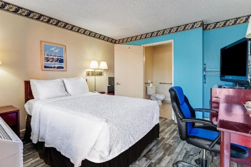 Knights Inn Madera - image 5
