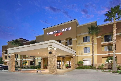 SpringHill Suites by Marriott Madera - image 1