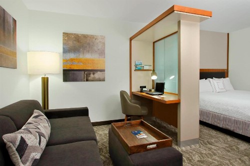 SpringHill Suites by Marriott Madera - image 20