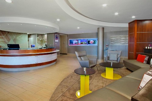 SpringHill Suites by Marriott Madera - image 3